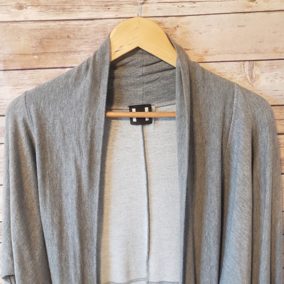 H by Bordeaux Gray Open Front Cardigan Medium - Picture 2 of 6